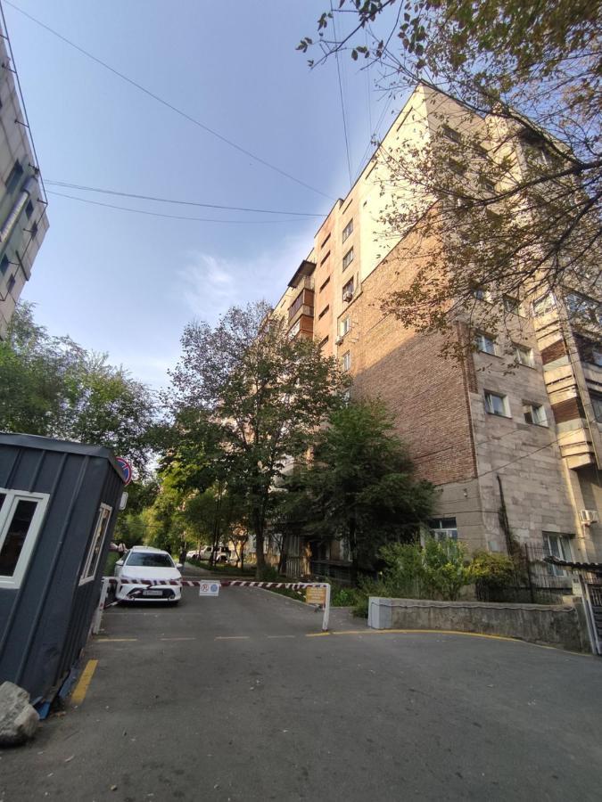 X,Ata Daire Almatı Dış mekan fotoğraf